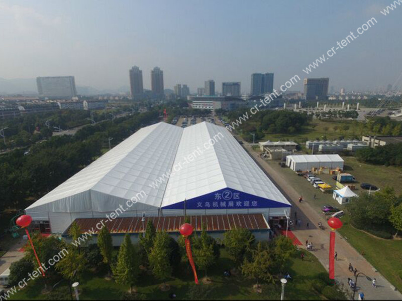 30m×130m×2組四周圍布