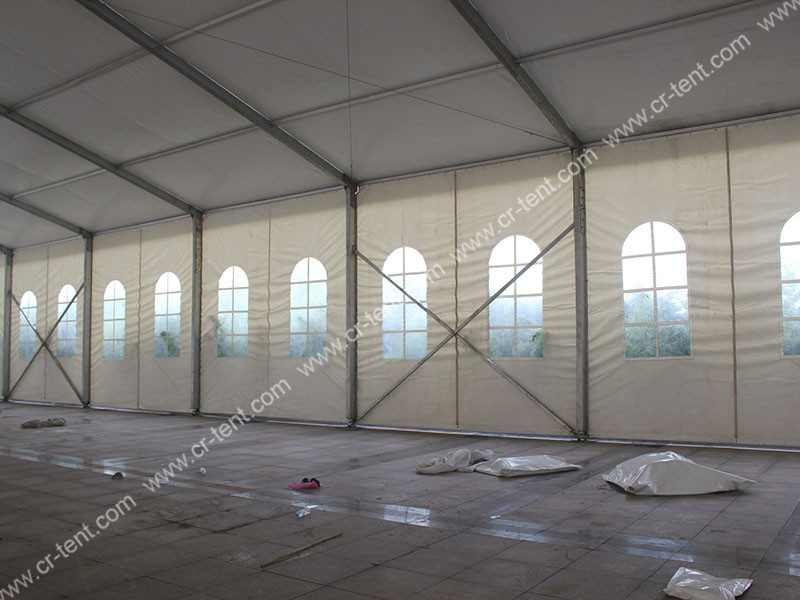 25m×70m四周圍布