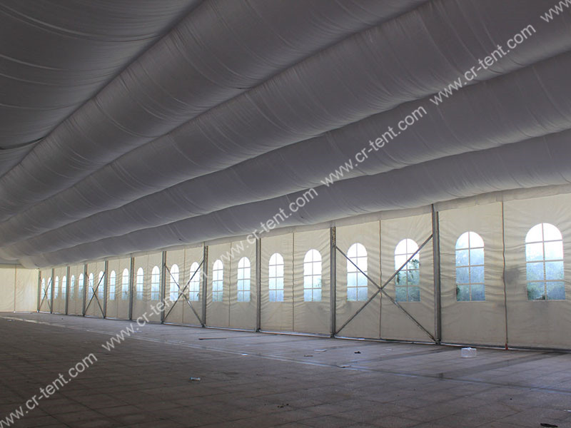 25m×70m四周圍布