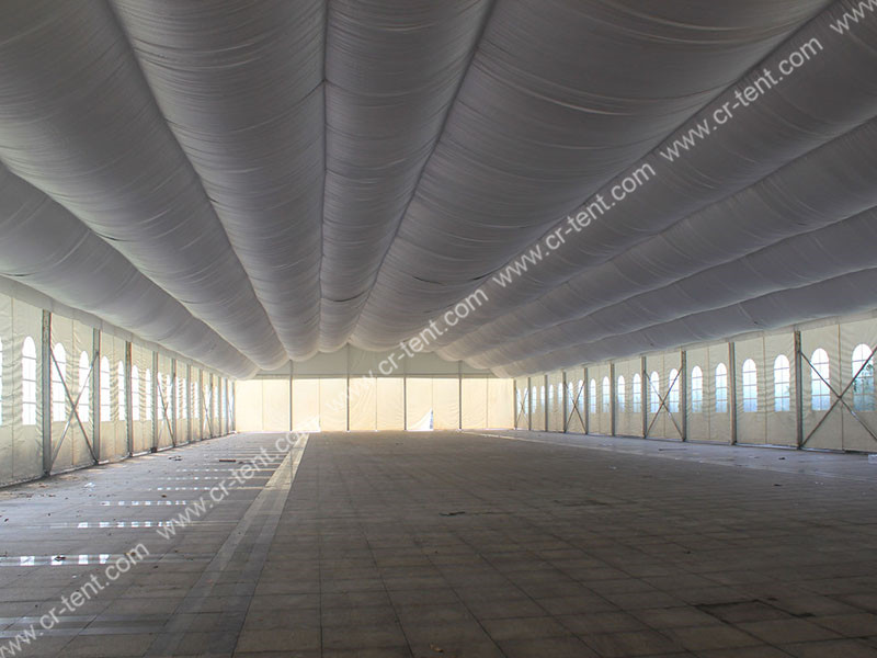 25m×70m四周圍布